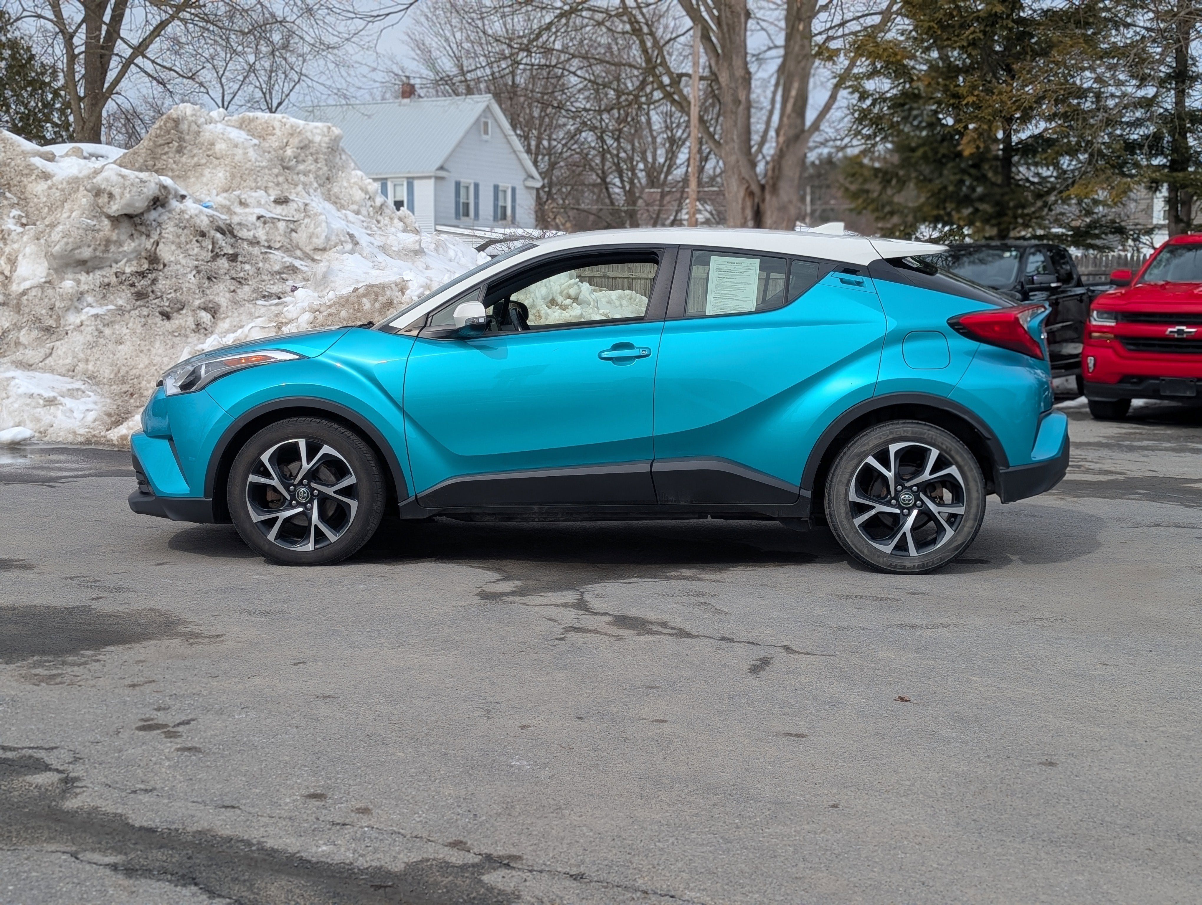 2018 Toyota C-HR XLE Premium