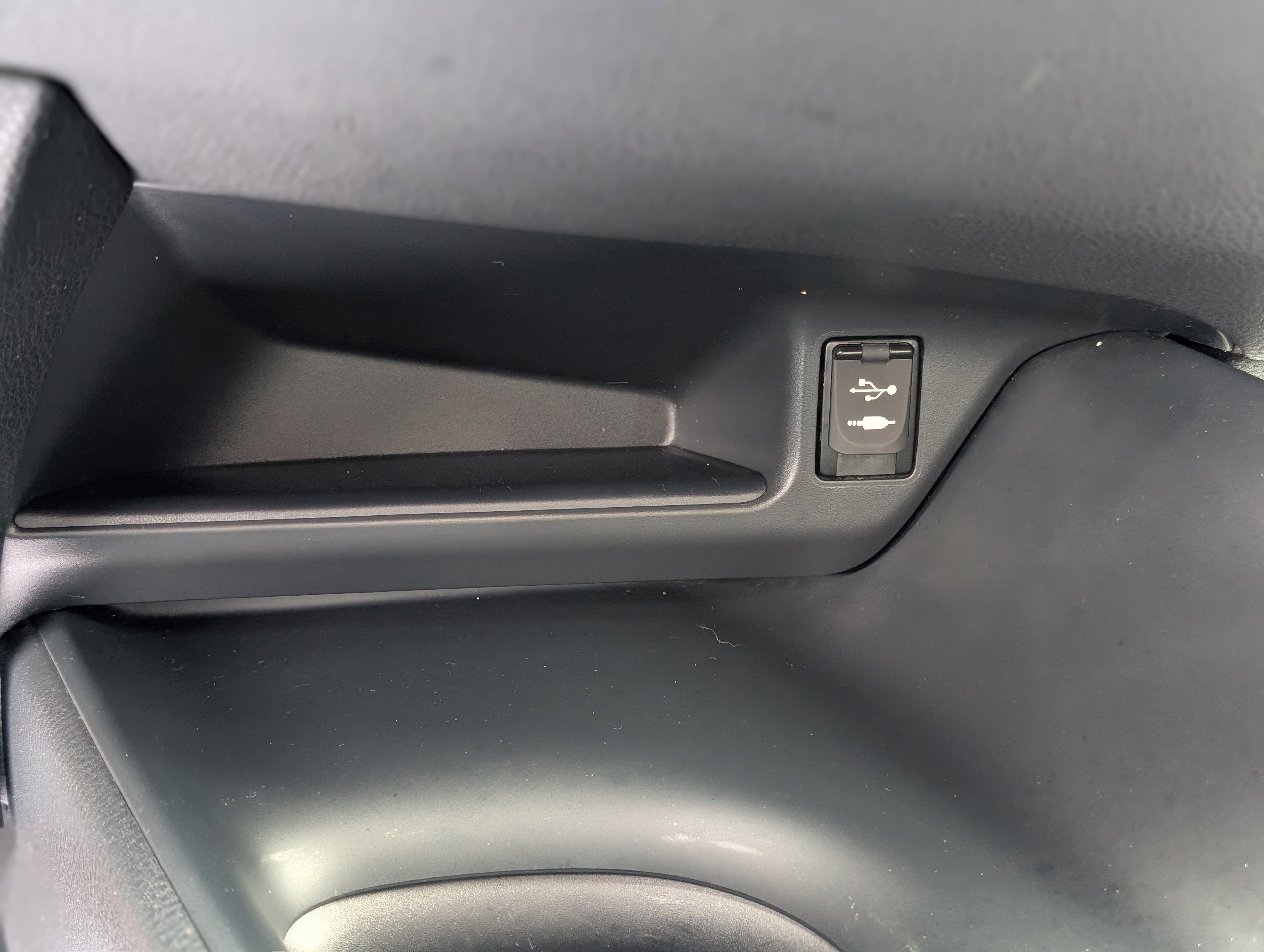 2018 Toyota C-HR XLE Premium