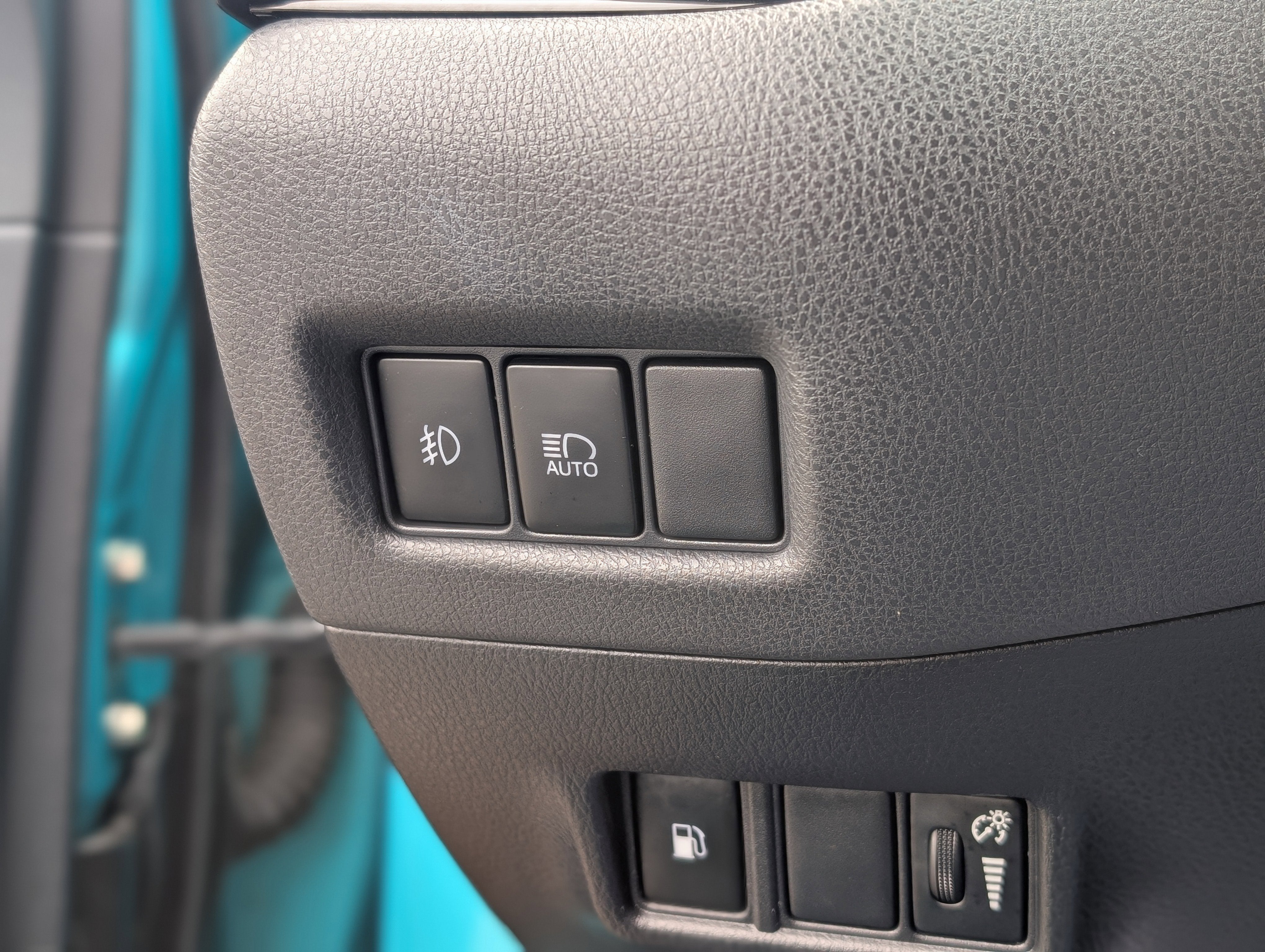 2018 Toyota C-HR XLE Premium