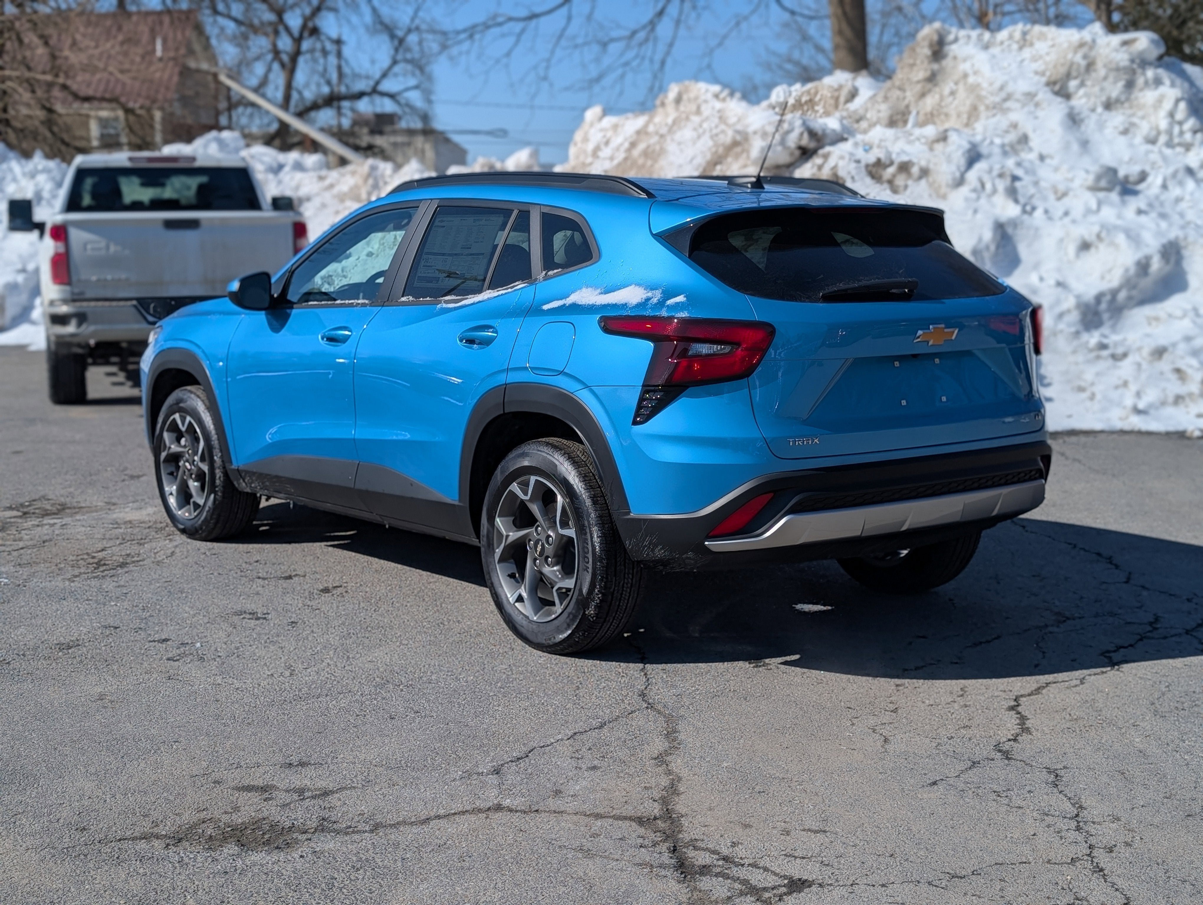 2025 Chevrolet Trax LT