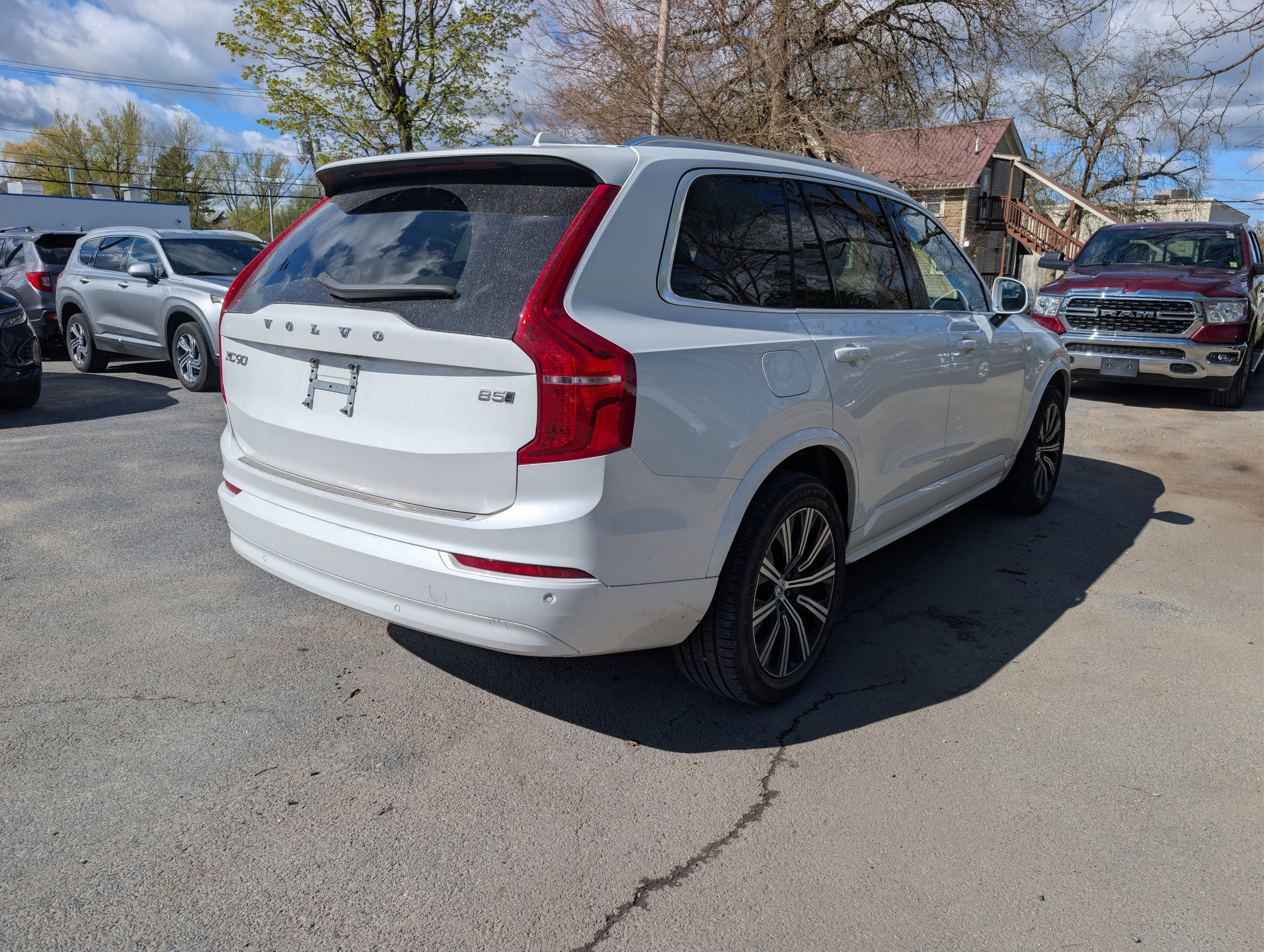 2023 Volvo XC90 B5 Core